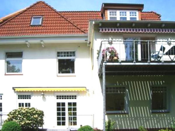 IDEAL ZUM WOHNEN UND ARBEITEN